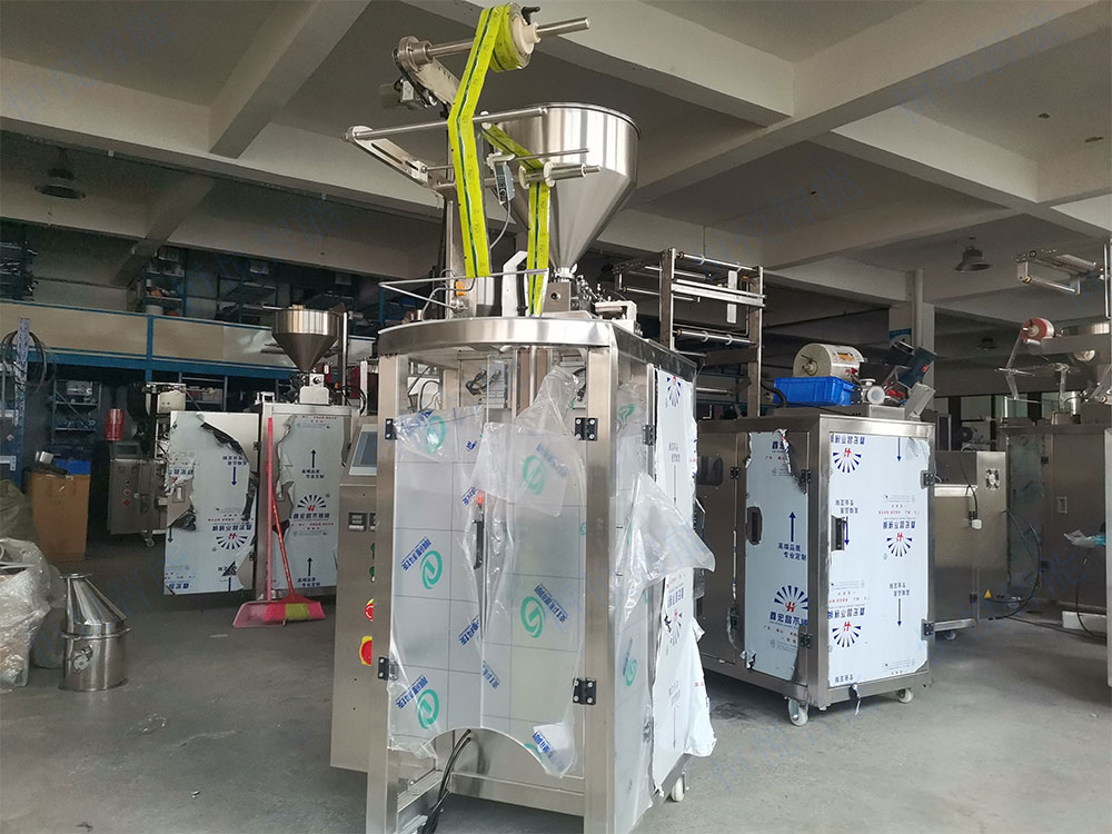 圓角夾拉式午夜视频免费看