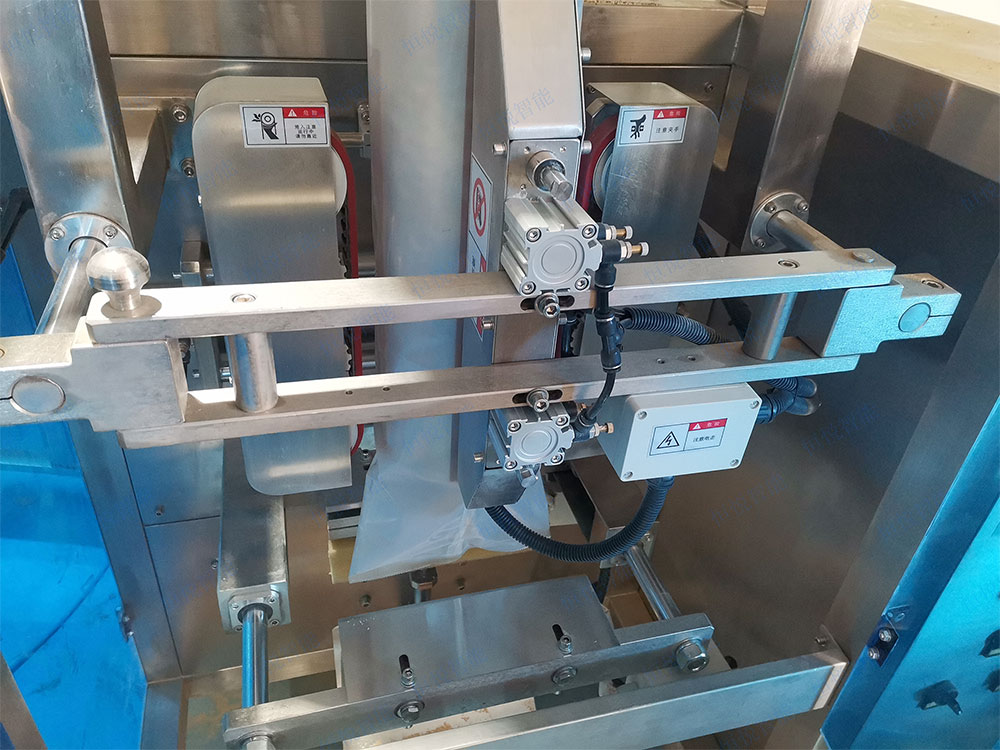 大型立式午夜视频免费看