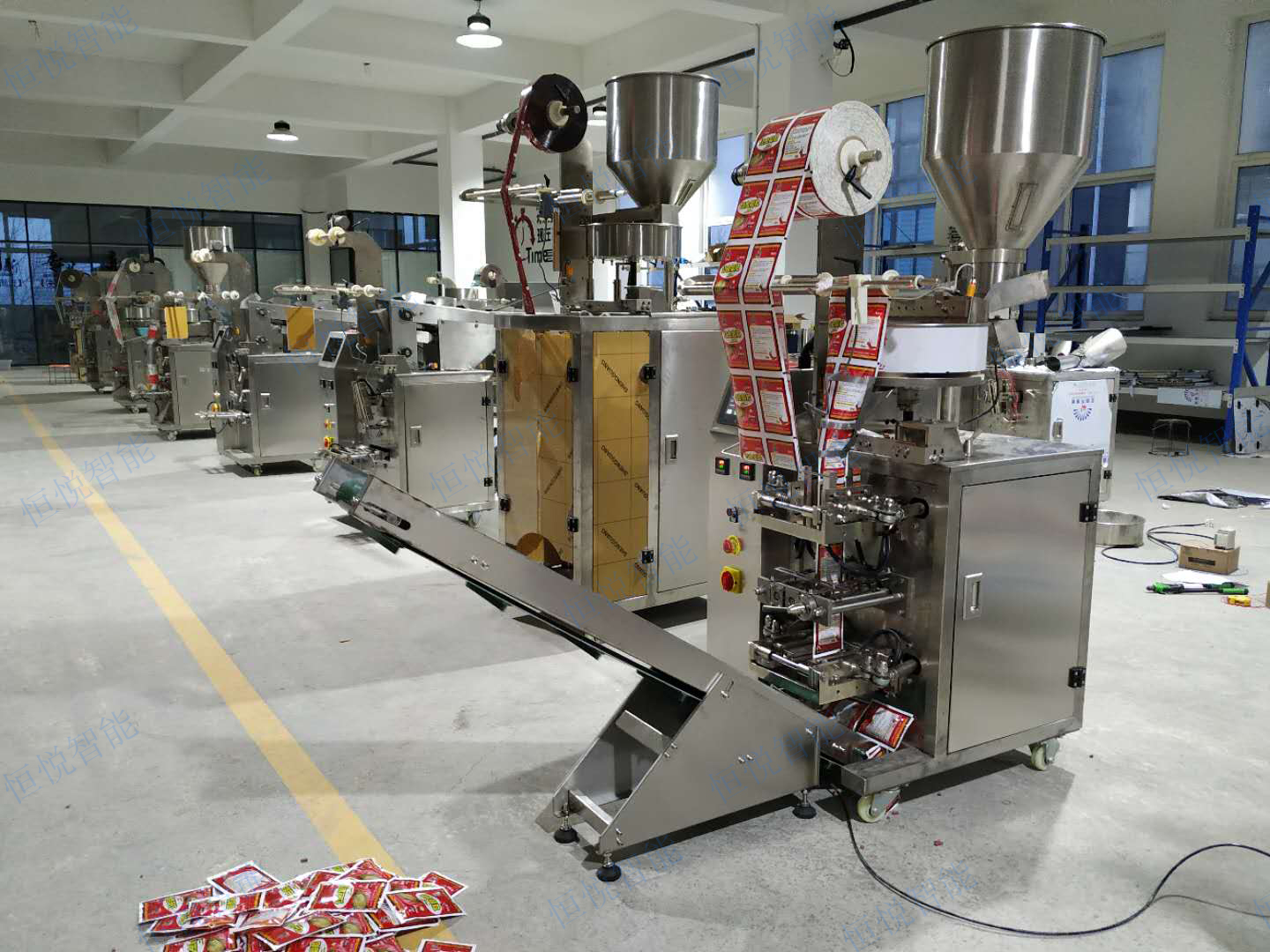 小顆粒四邊封午夜视频免费看