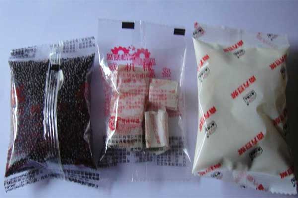 三邊封或背封的立式全自動午夜视频免费看製袋效果