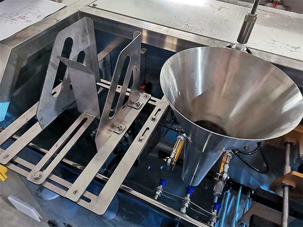 直線式午夜视频免费看主機