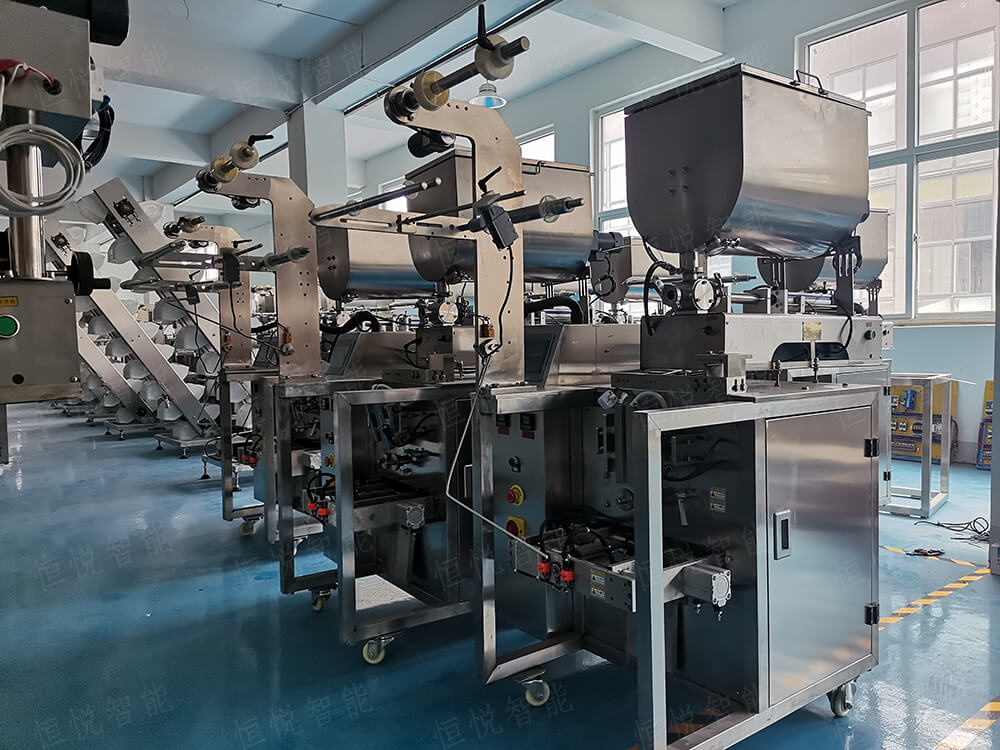 小型食品醬料自動午夜视频免费看械